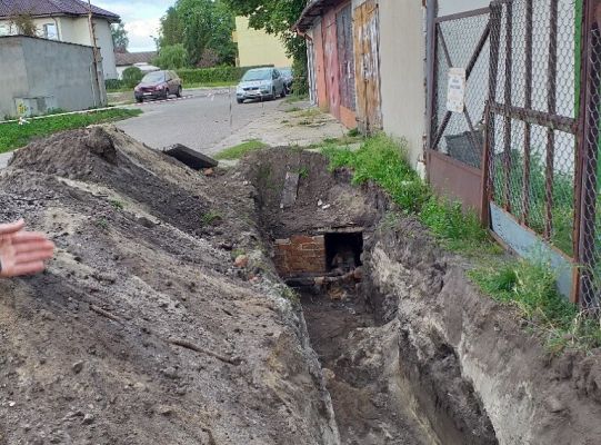 Przebudowa osiedlowej sieci ciepłowniczej przy ul. Legionów Polskich i I Armii Wojska Polskiego z przebudową węzłów cieplnych#21