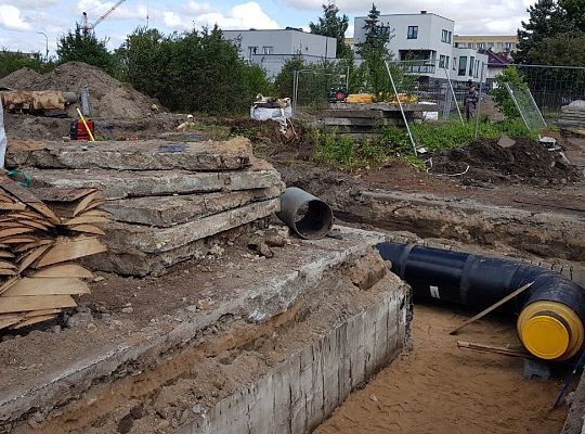Przebudowa osiedlowej sieci ciepłowniczej w rejonie Legionów Polskich - I etap#12